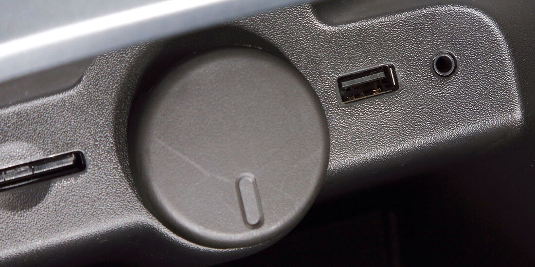 Установка usb розетки в opel astra h