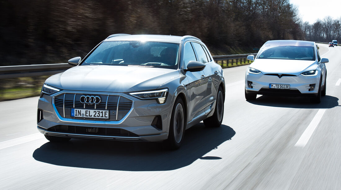 Autobahn Test Audi E Tron Tesla Model X Wer Kommt Weiter Auto