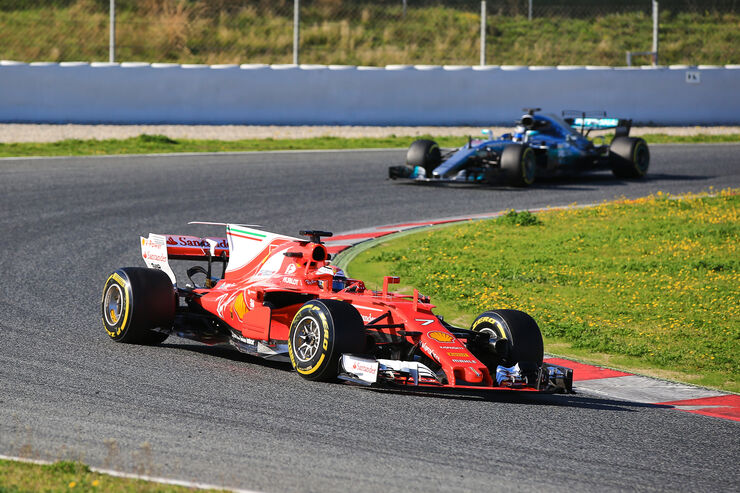 Kimi-Raeikkoenen-Ferrari-Formel-1-Test-B