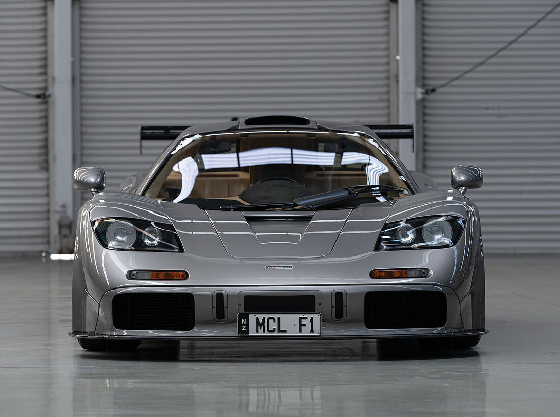 McLaren-F1-LM-Specification-articleGalleryOverlay-2a91f74b-1613314.jpg