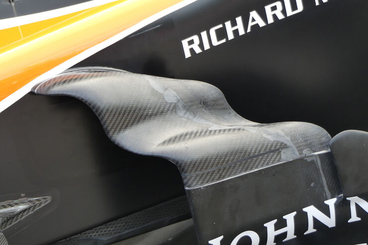 [Imagen: McLaren-Formel-1-Technik-GP-Australien-2...061205.jpg]