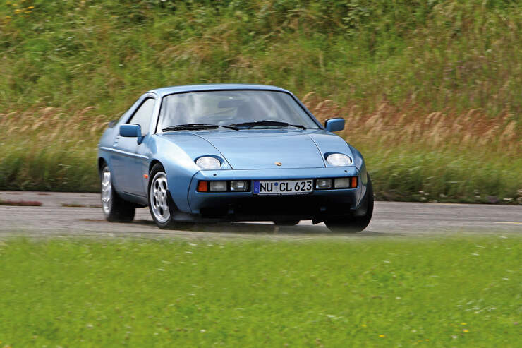 Porsche 928 s