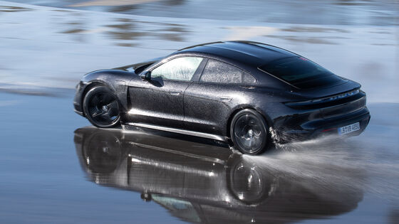 Porsche Taycan Drift Weltrekord Hockenheim